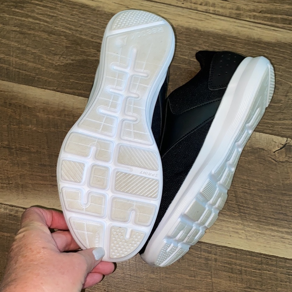 Like new Reebok sneakers - Picture 4 of 6